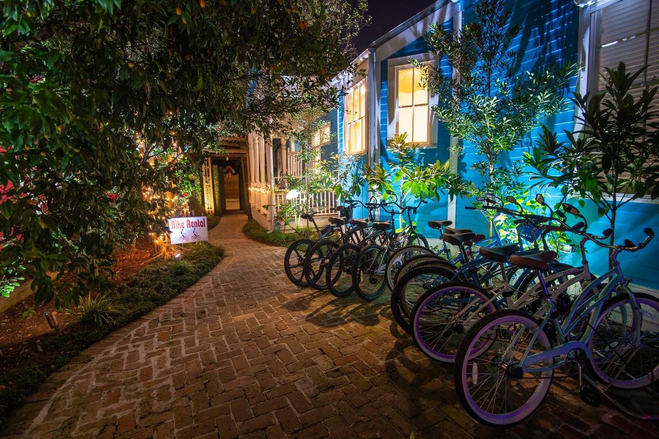 4 BR - Sleeps 8! Best Location Next To Bourbon Street! - thumb 14