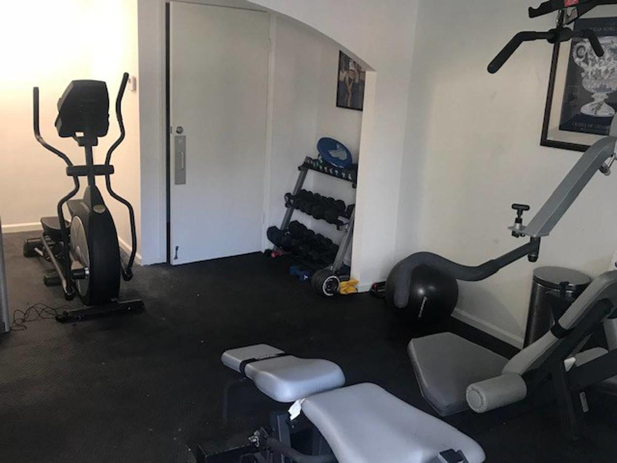 4 BR - Sleeps 8! Best Location Next To Bourbon Street! - thumb 29