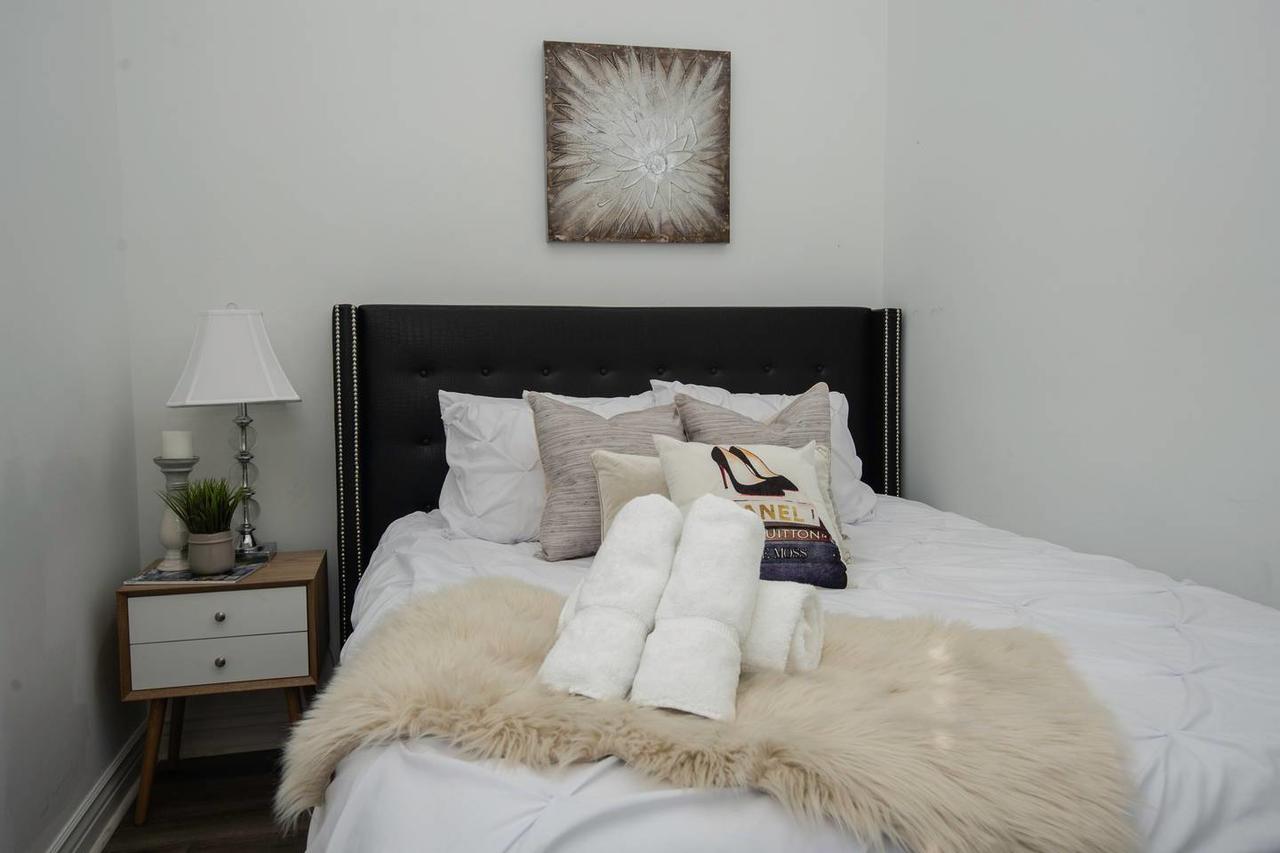 4 BR - Sleeps 8! Best Location Next To Bourbon Street! - thumb 19