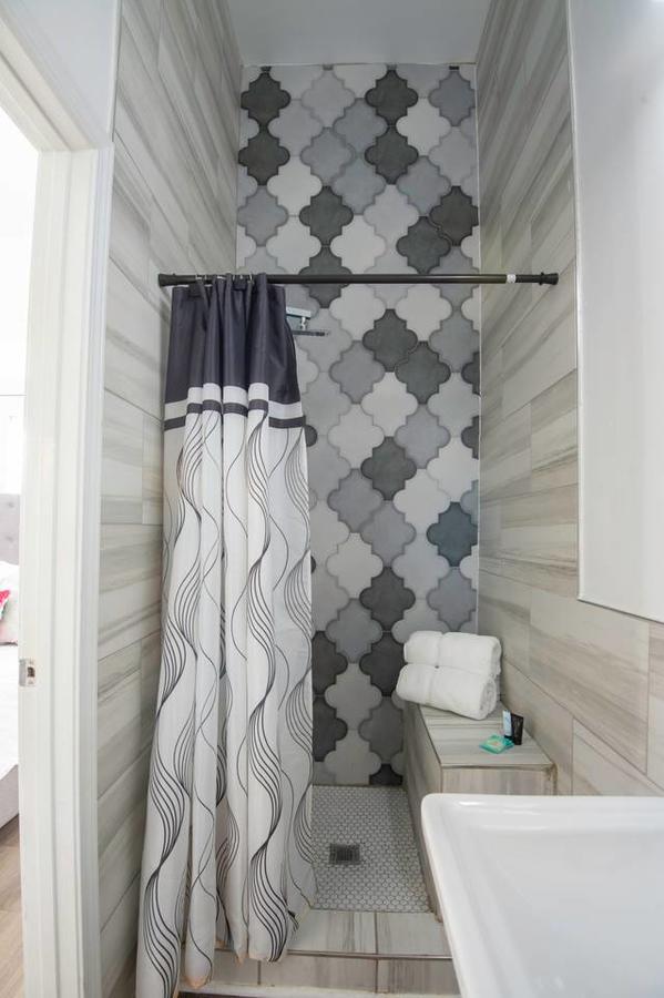 4 BR - Sleeps 8! Best Location Next To Bourbon Street! - thumb 38