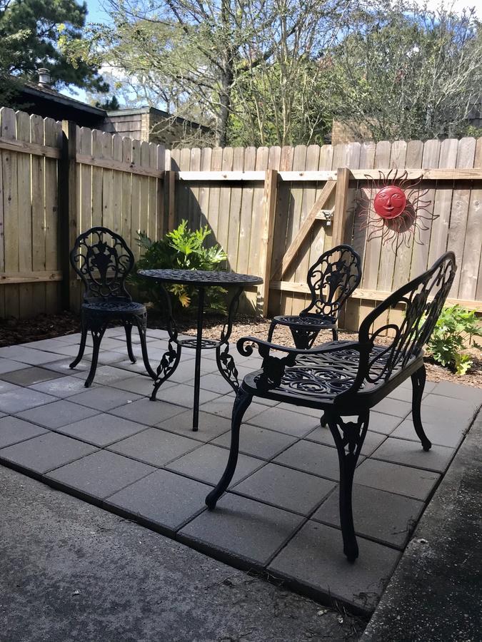 Relaxing Condo With Patio 5 Min From Casino Free Wifi - thumb 12