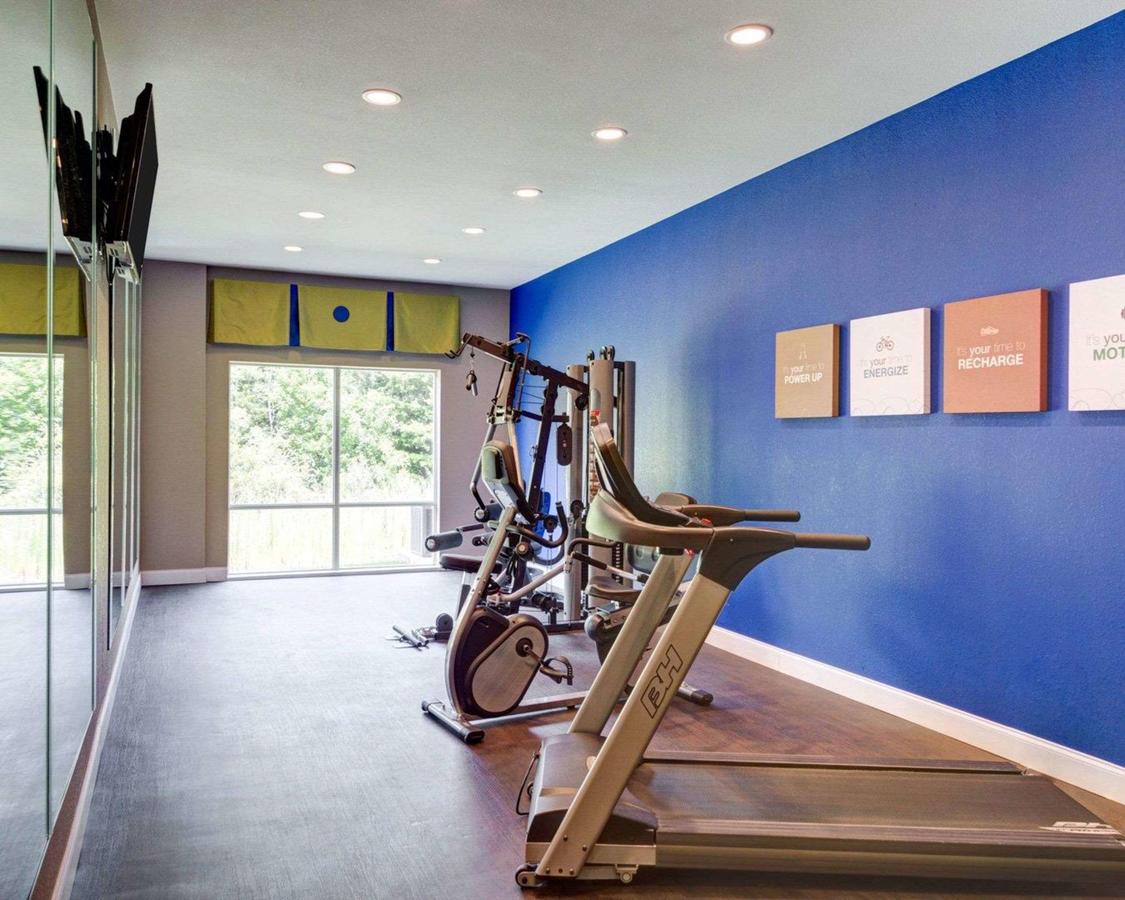 Comfort Suites Denham Springs - thumb 23