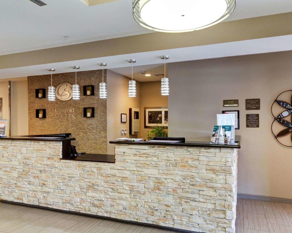 Comfort Suites Denham Springs - thumb 13