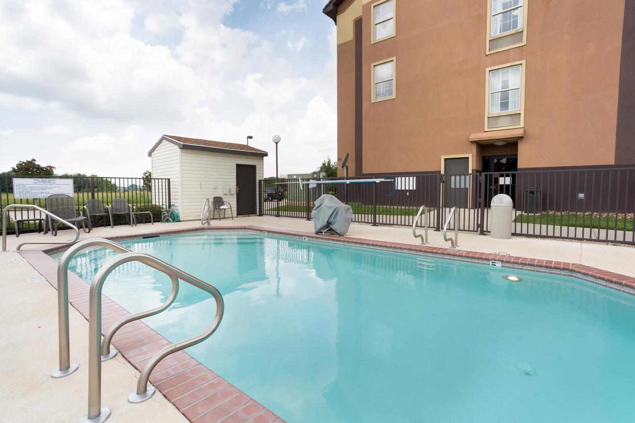 Pear Tree Inn Lafayette - thumb 6