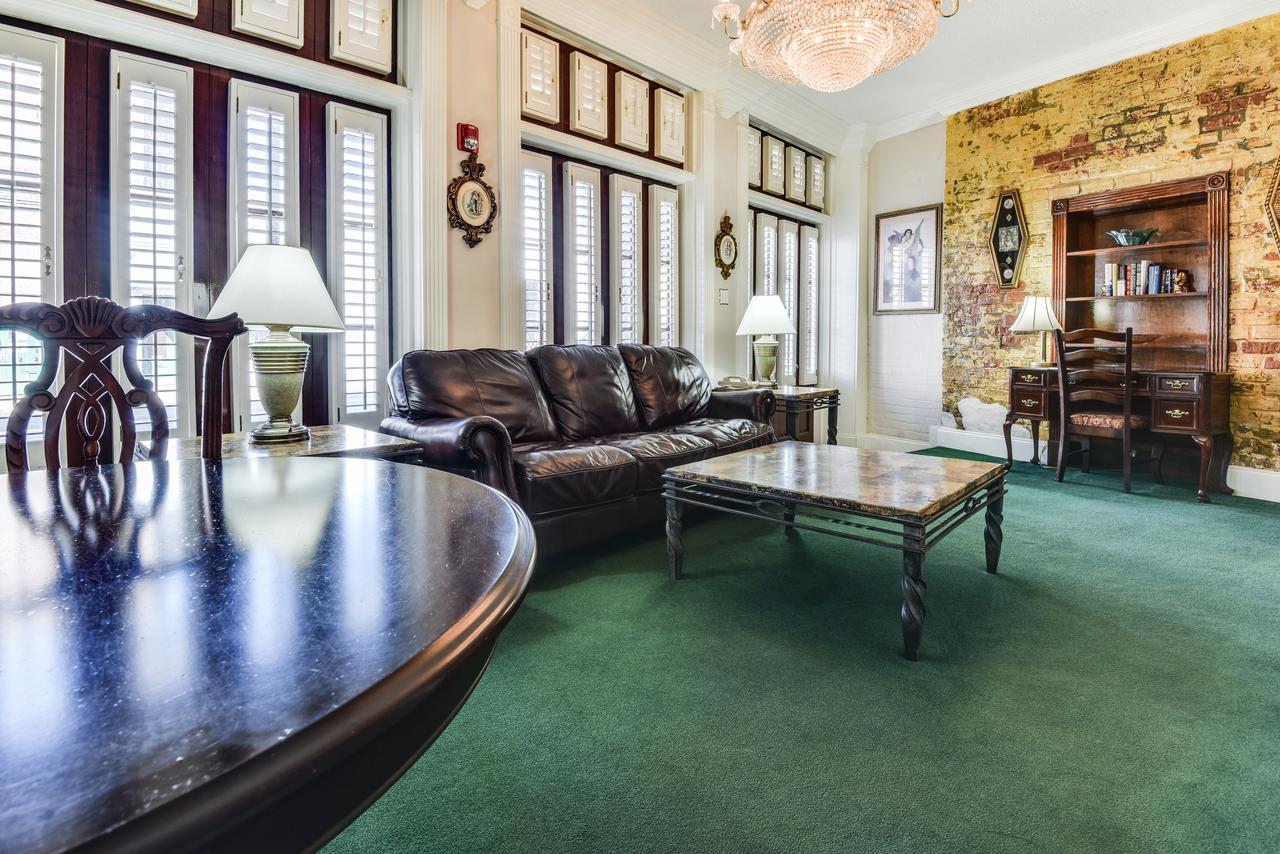 Plaza Suites Downtown New Orleans - thumb 4