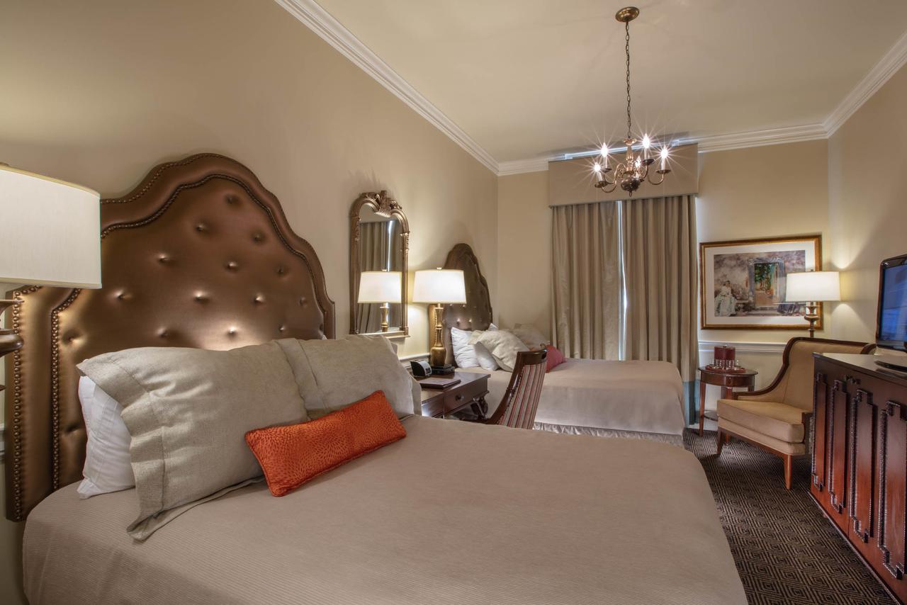 Hotel Provincial - thumb 7