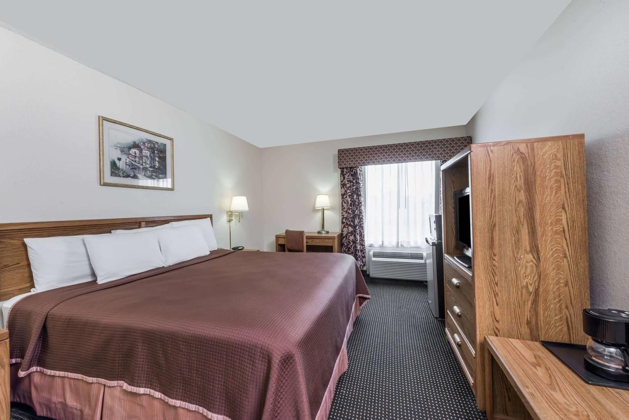 Howard Johnson By Wyndham Iowa LA - thumb 3