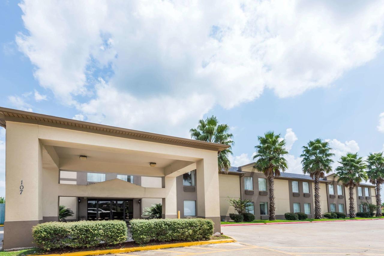 Howard Johnson By Wyndham Iowa LA - thumb 0