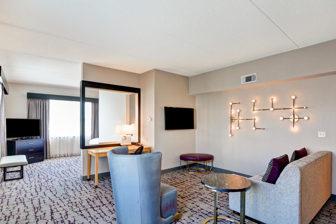 DoubleTree By Hilton Baton Rouge - thumb 18