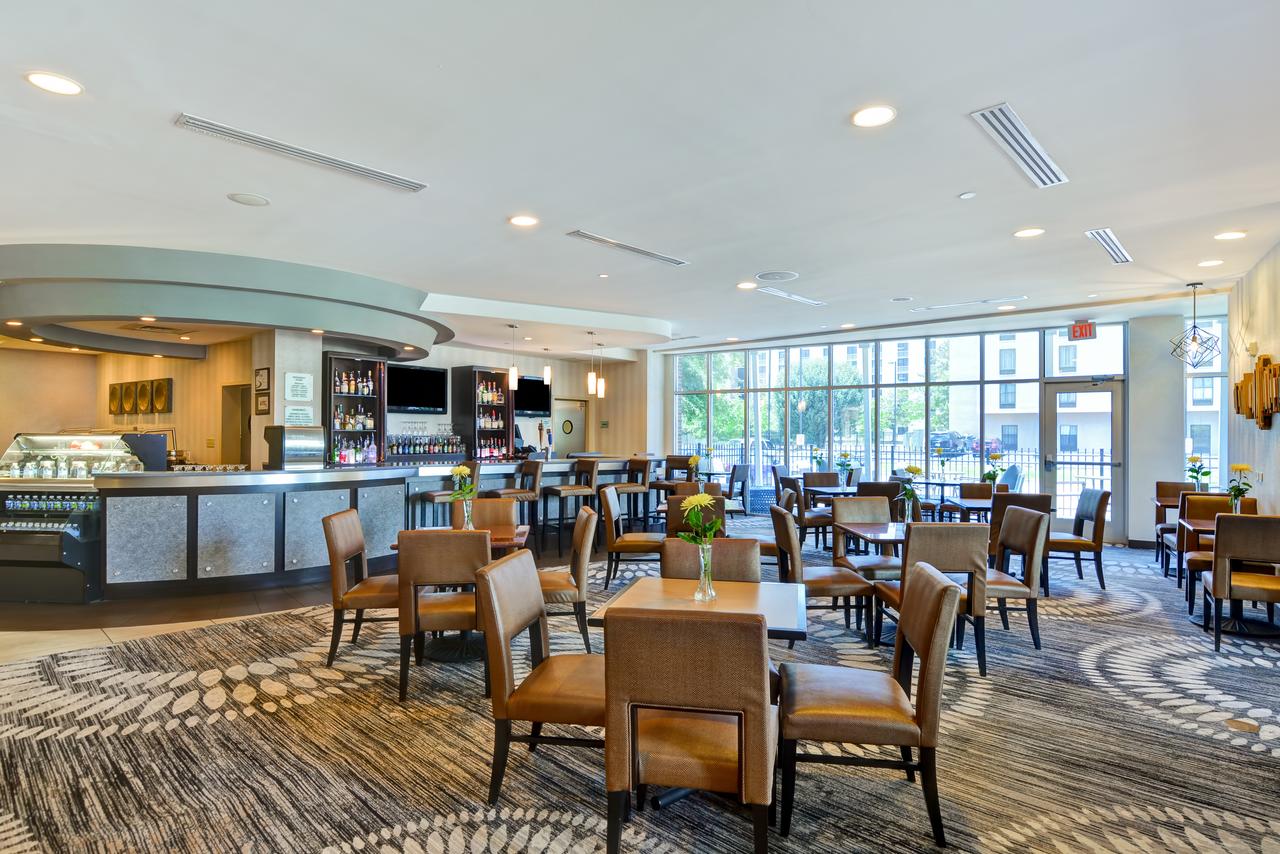 DoubleTree By Hilton Baton Rouge - thumb 6