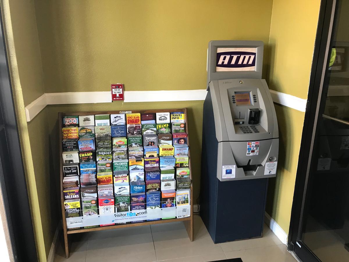 Paradise Inn & Suites - thumb 2