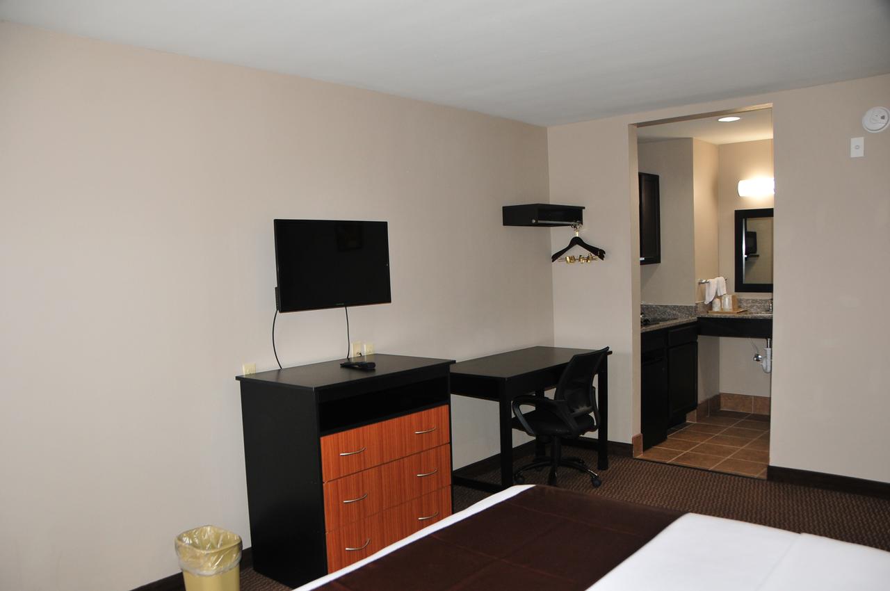 Paradise Inn & Suites - thumb 9