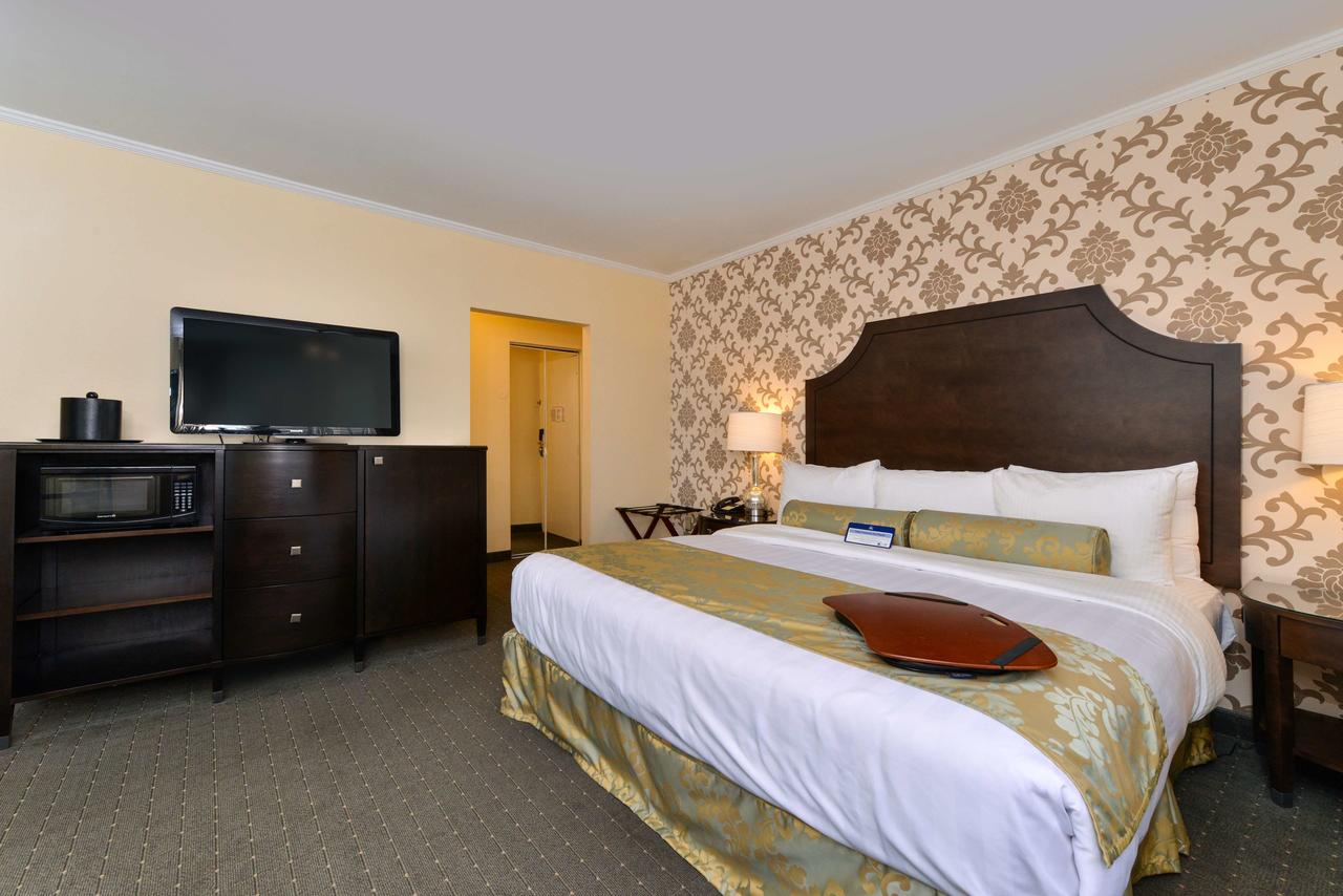 Best Western Plus St. Charles Inn - thumb 13