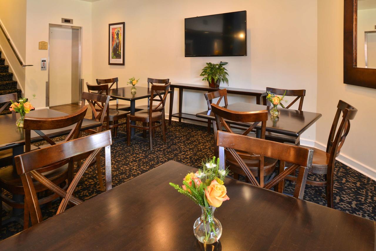 Best Western Plus St. Charles Inn - thumb 14