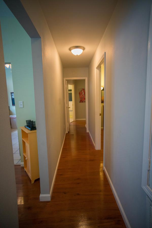 1800 Sf Townhome Minutes To Everything - thumb 5