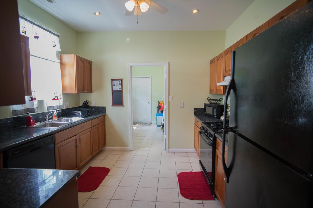 1800 Sf Townhome Minutes To Everything - thumb 12