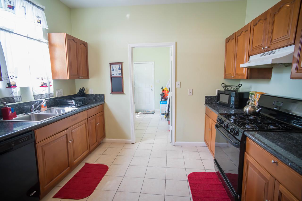 1800 Sf Townhome Minutes To Everything - thumb 11