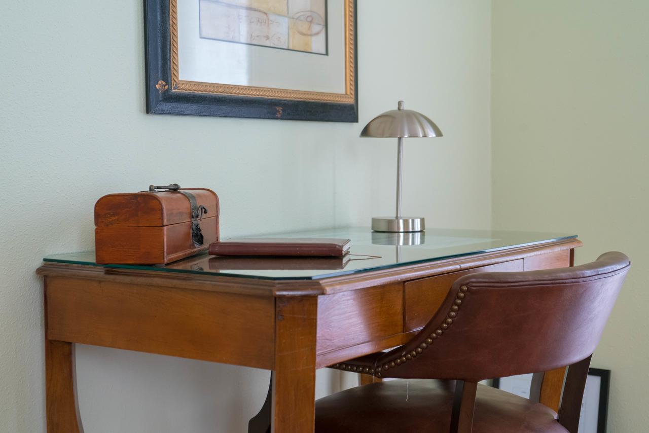 1800 Sf Townhome Minutes To Everything - thumb 4