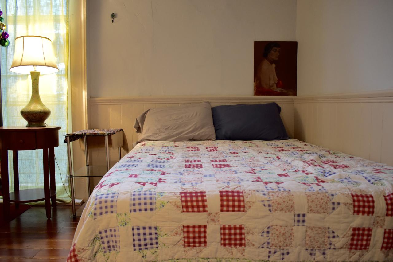 2 Bedroom Shotgun Marigny House - thumb 9