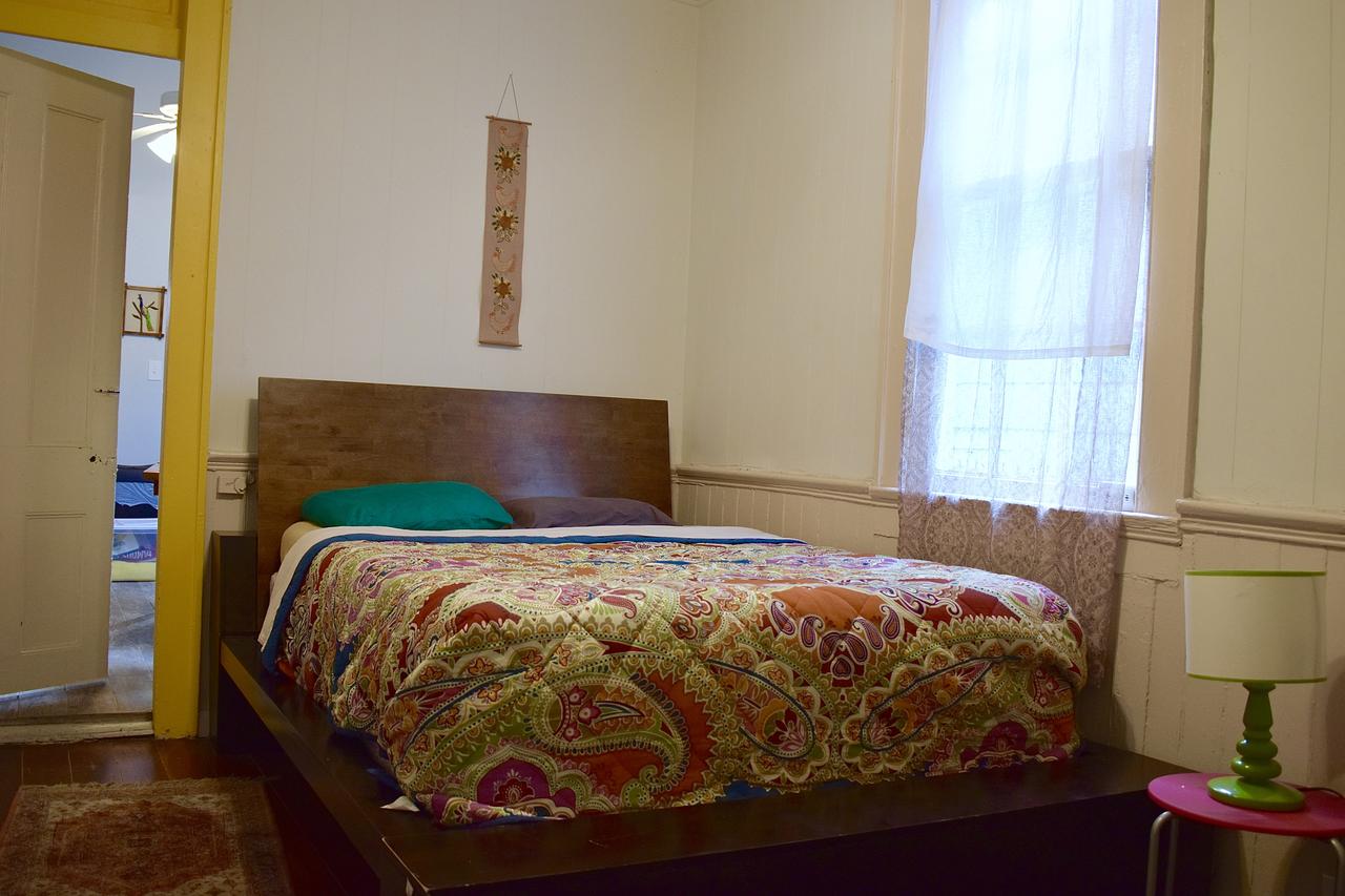 2 Bedroom Shotgun Marigny House - thumb 4