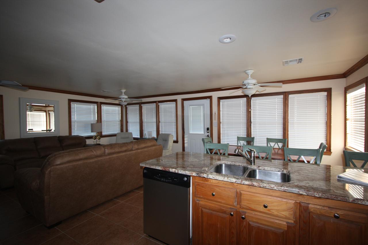 A Beach Getaway Home Home - thumb 11