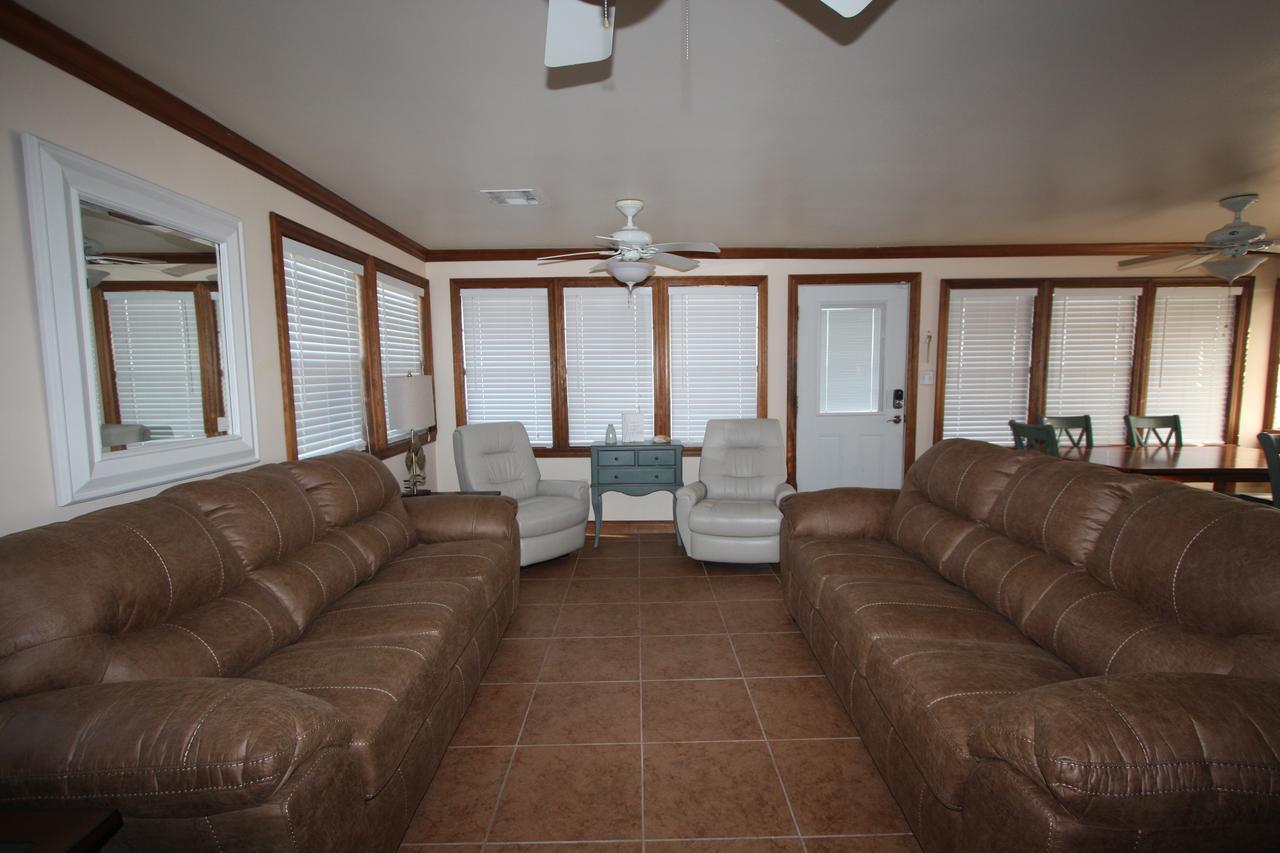 A Beach Getaway Home Home - thumb 16