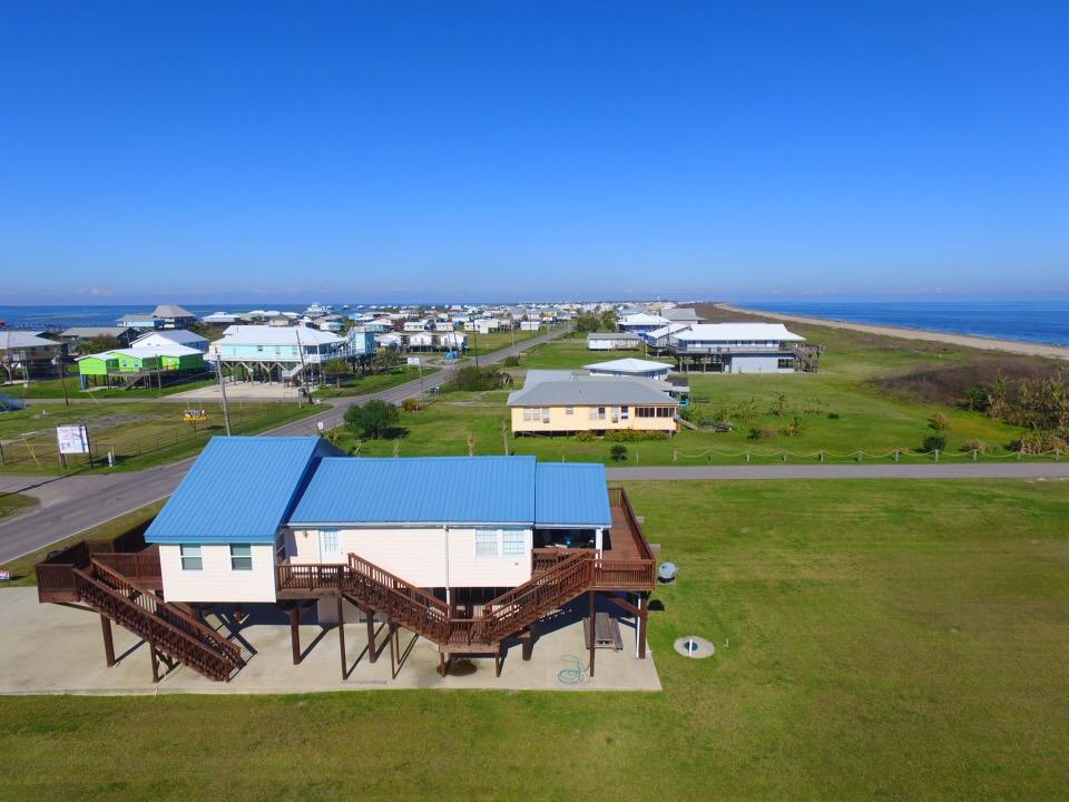 A Beach Getaway Home Home - thumb 4