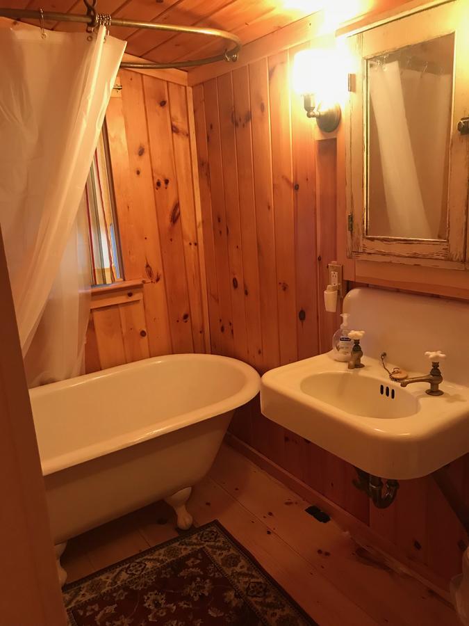 Sebago Lake Lodge & Cottages - thumb 8