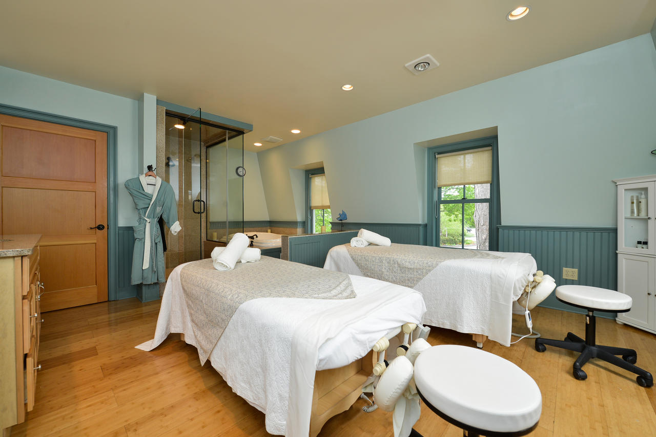 Bar Harbor Inn And Spa - thumb 12