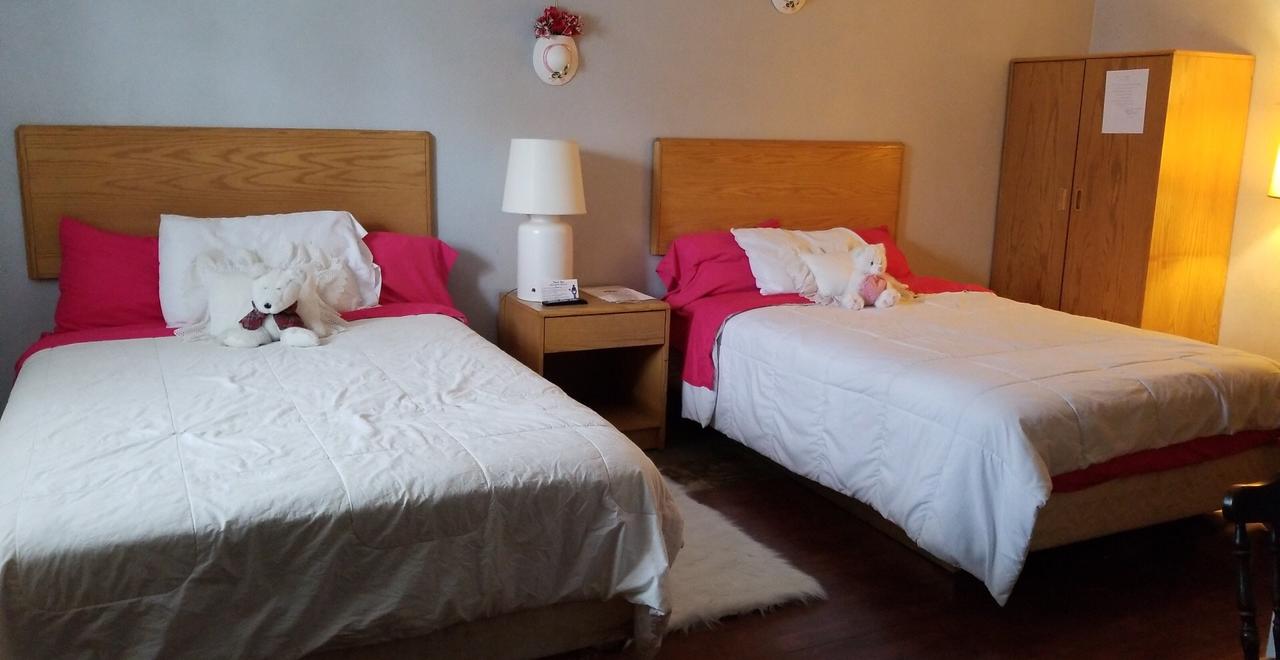 Pittsfield Motor Inn - thumb 3