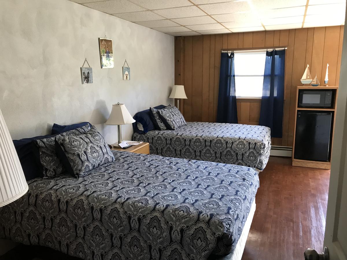 Pittsfield Motor Inn - thumb 16