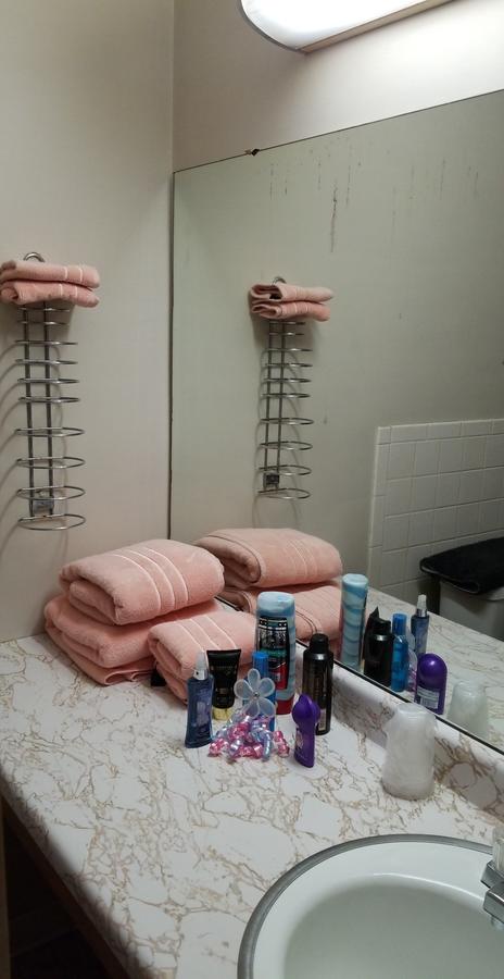 Pittsfield Motor Inn - thumb 9