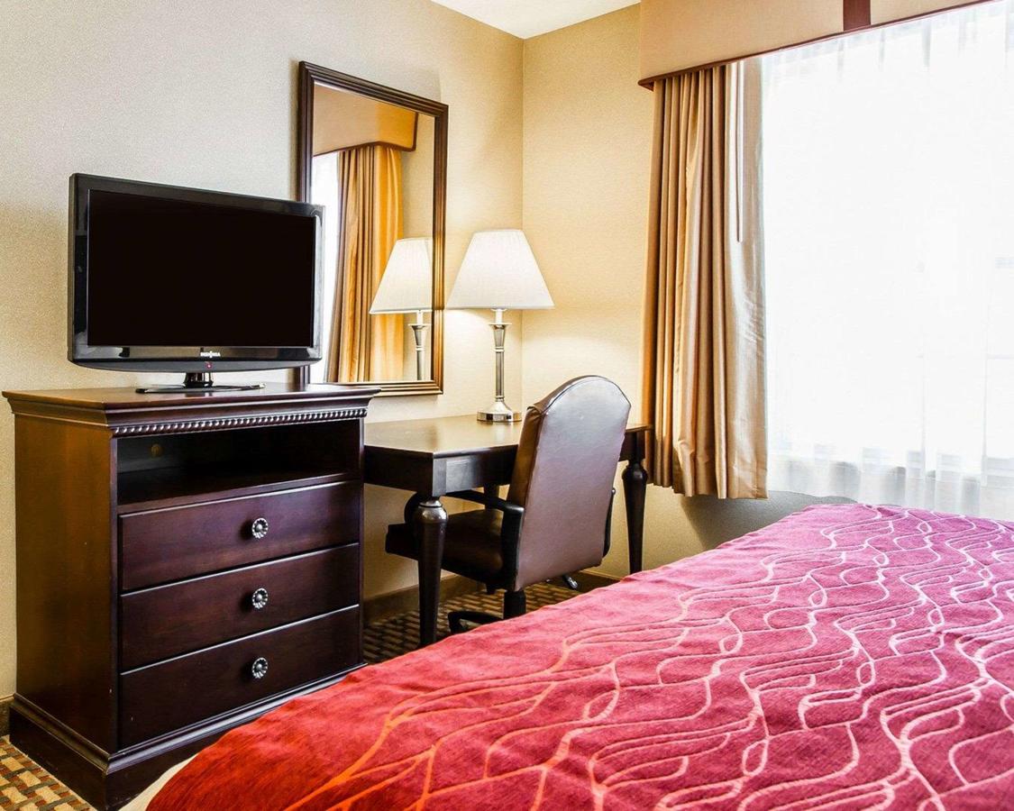 Comfort Inn & Suites Scarborough - thumb 6