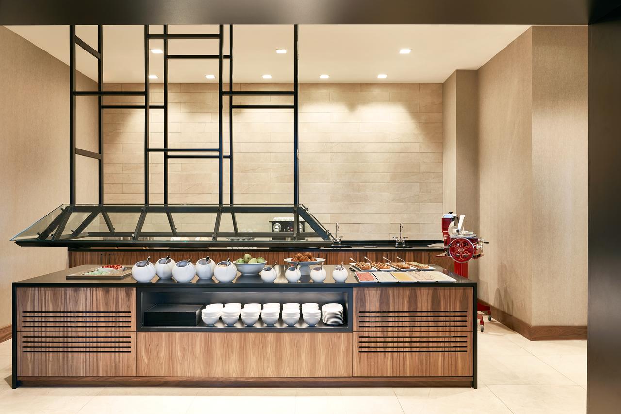 AC Hotel By Marriott Portland Downtown/Waterfront, ME - thumb 16