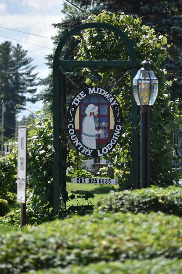 Midway Lodging - thumb 1