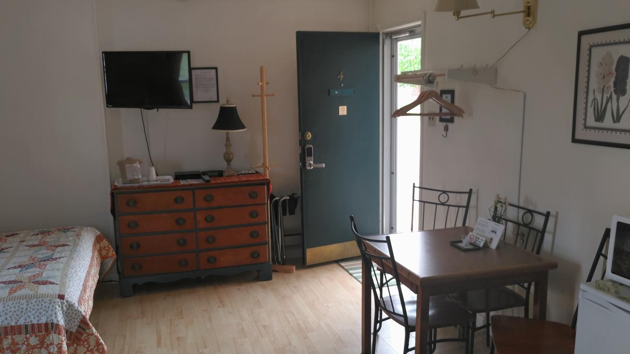 Midway Lodging - thumb 24