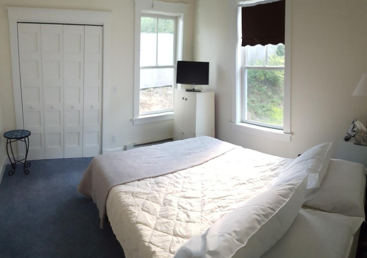 Cottage 206 (The Lighthouse 4) - thumb 2