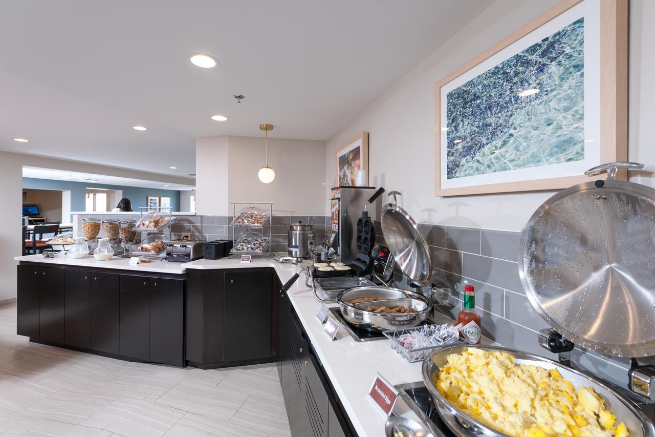 Rockland Harbor Hotel - thumb 6