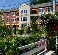 Camden Riverhouse Hotel and Inn - Tourism Bookings