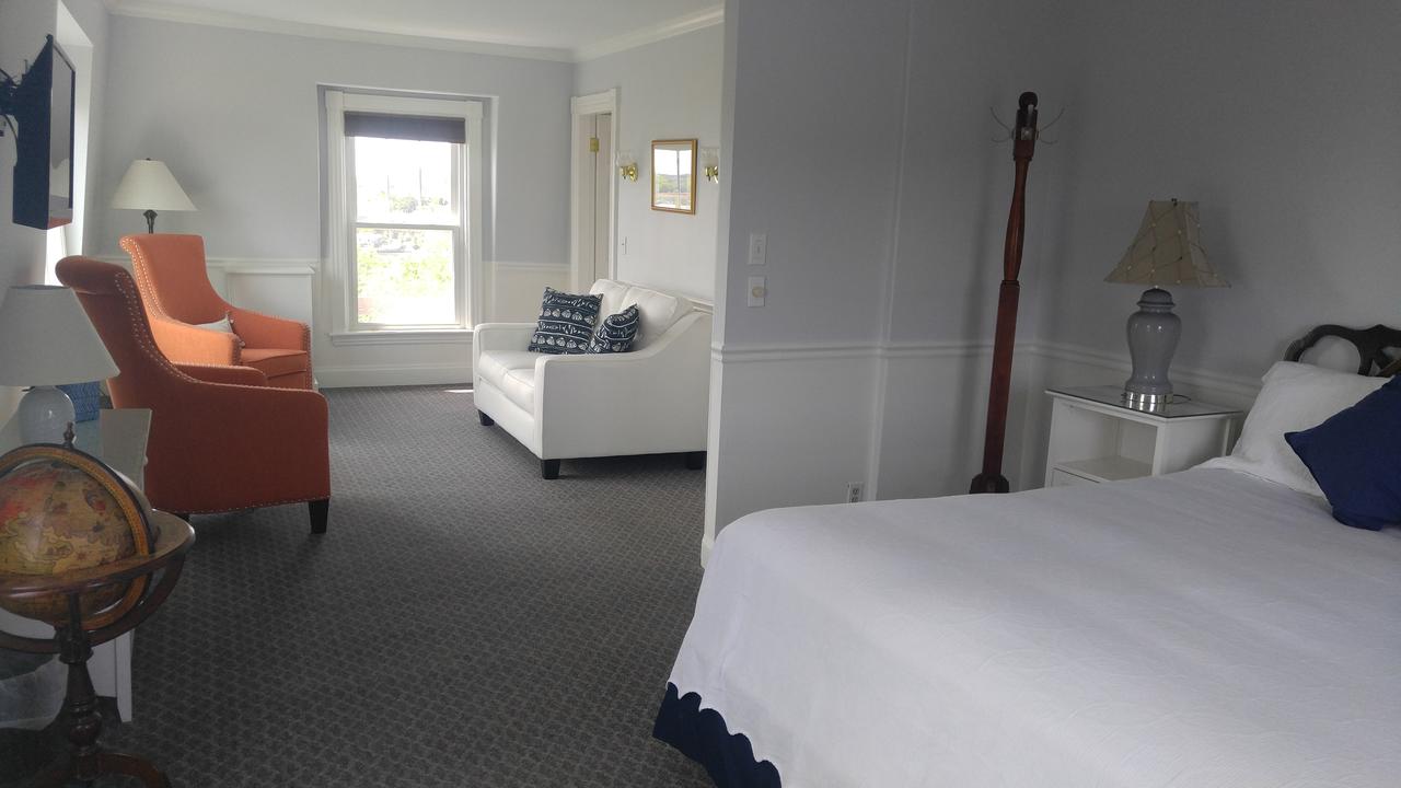 Harbor House Inn - thumb 21