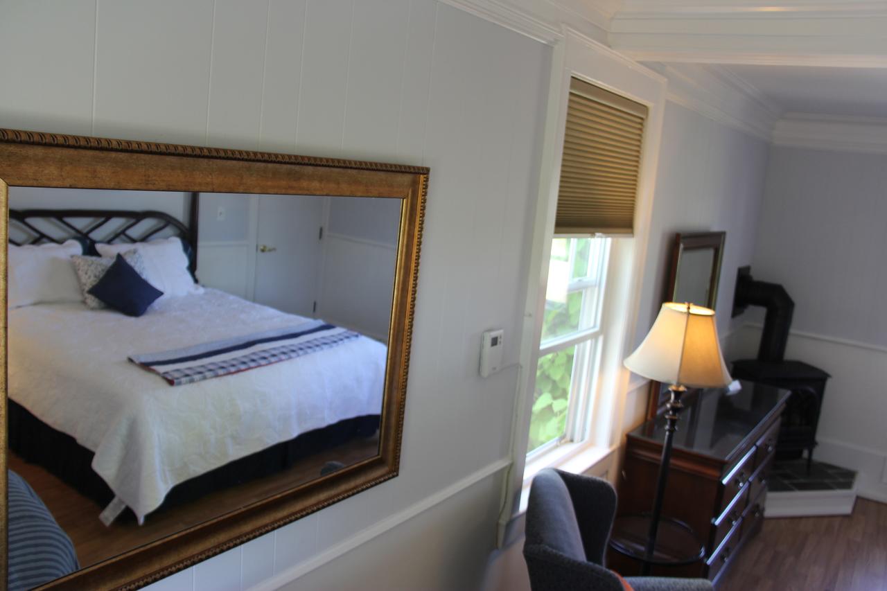 Harbor House Inn - thumb 6