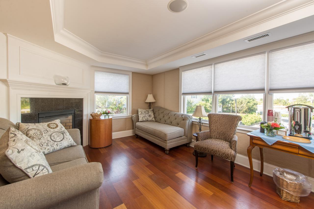 The Breakwater Inn & Spa - thumb 10