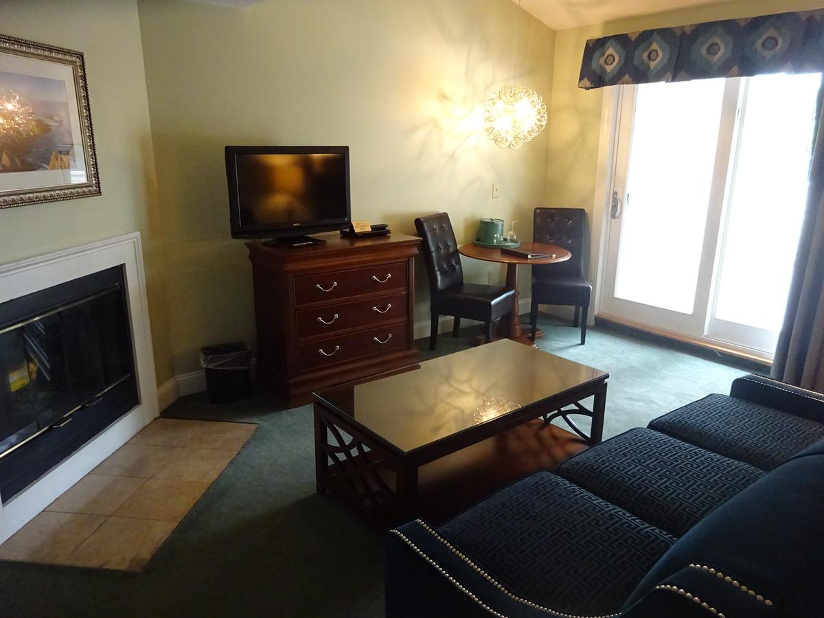 The Grand Hotel - thumb 17