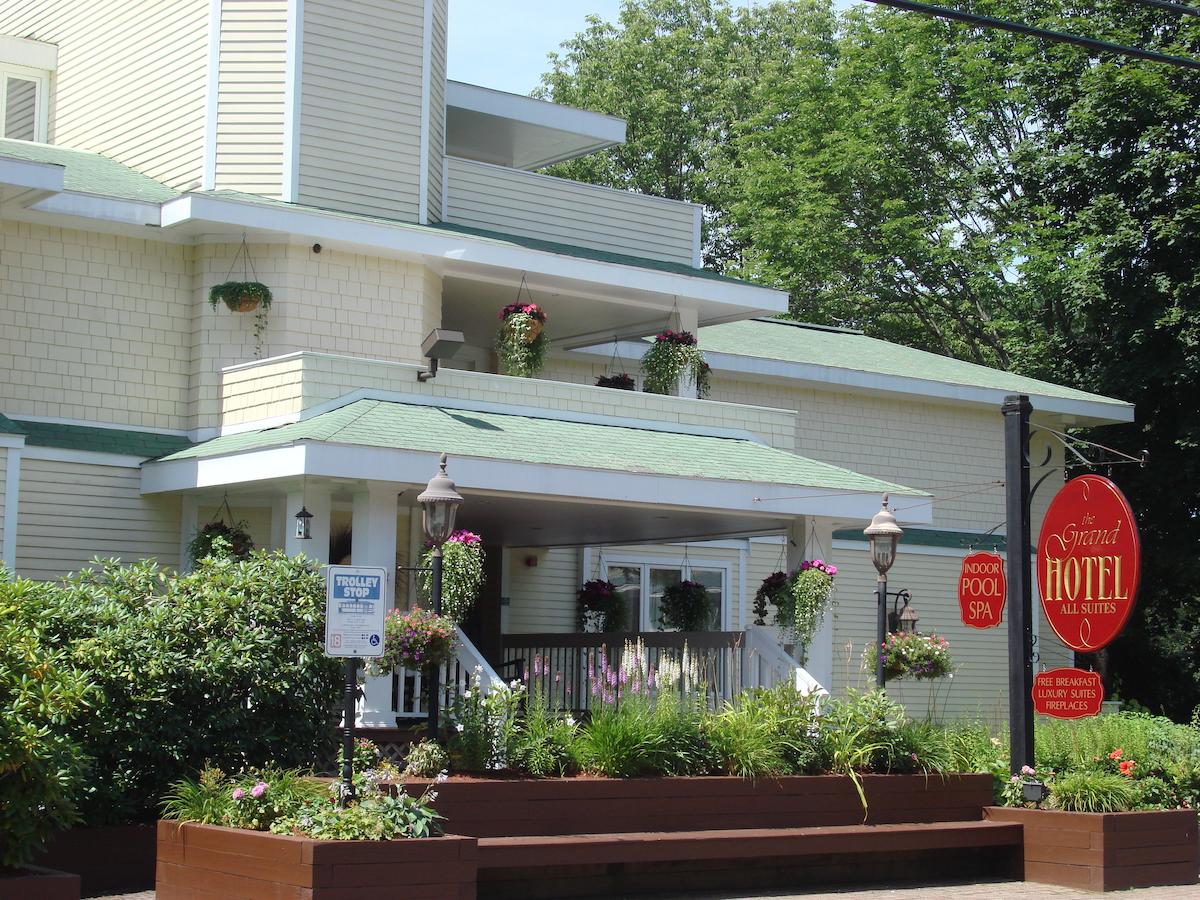 The Grand Hotel - thumb 0