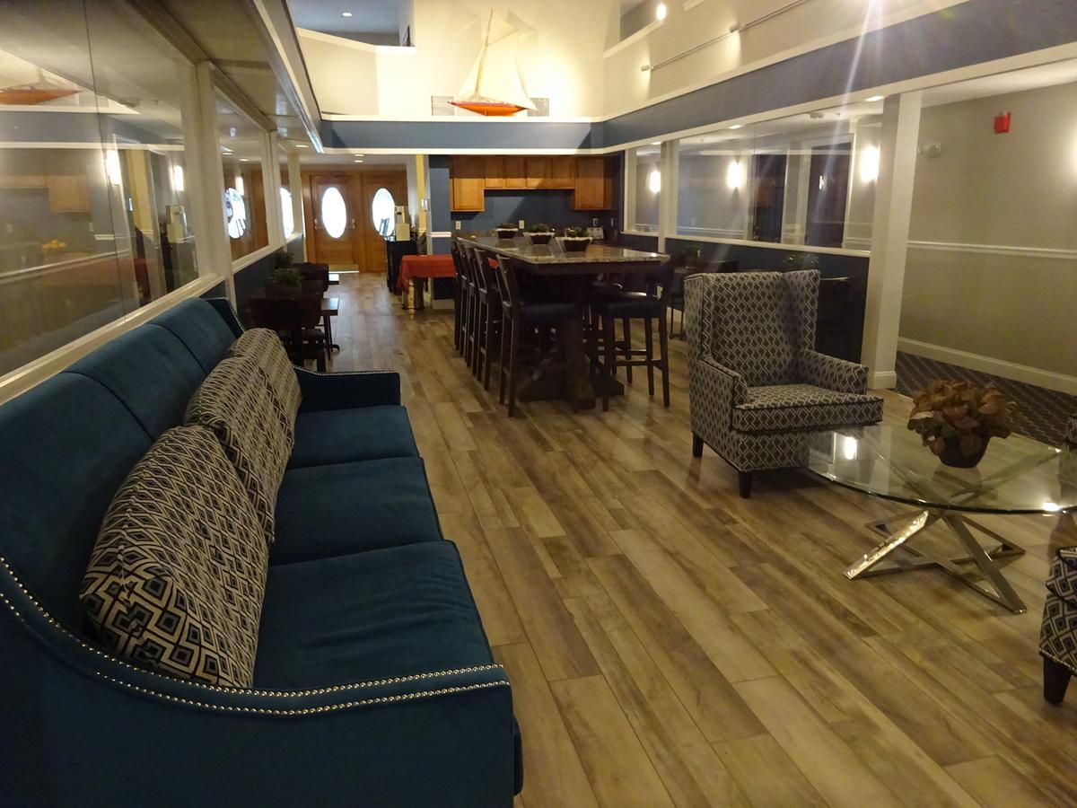 The Grand Hotel - thumb 21