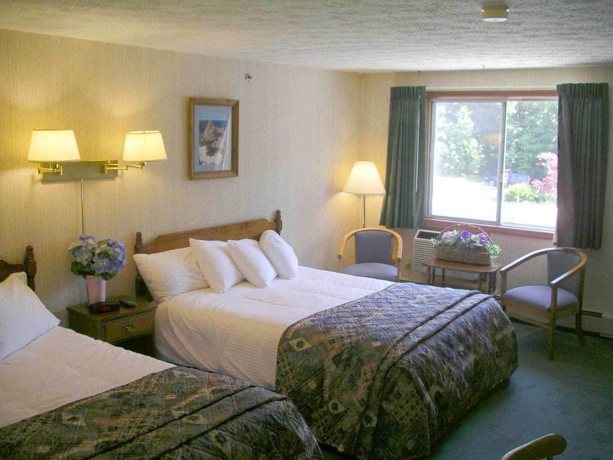 Rhumb Line Resort - thumb 11