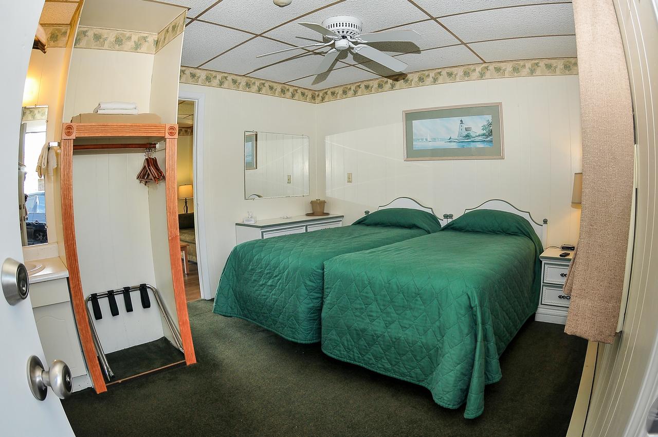 Friendship Oceanfront Suites - thumb 40