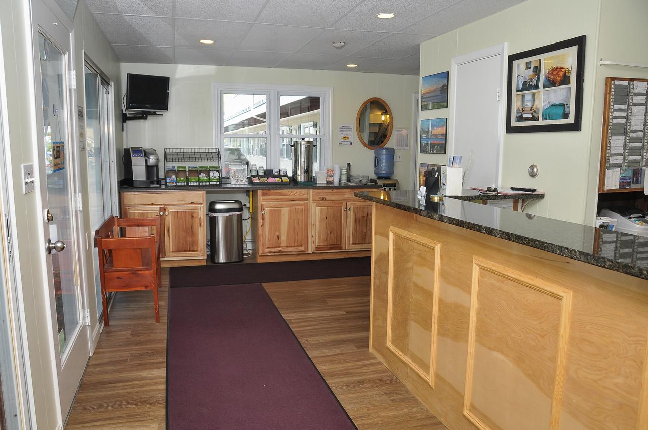 Friendship Oceanfront Suites - thumb 38