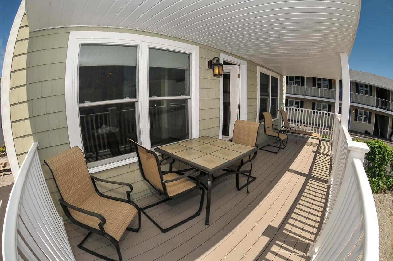 Friendship Oceanfront Suites - thumb 25