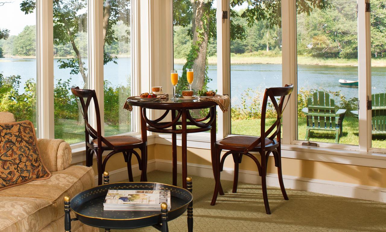 Bufflehead Cove Inn - thumb 1